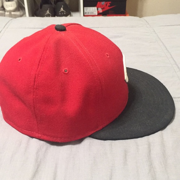 Cincinnati Reds hat - Picture 2 of 4